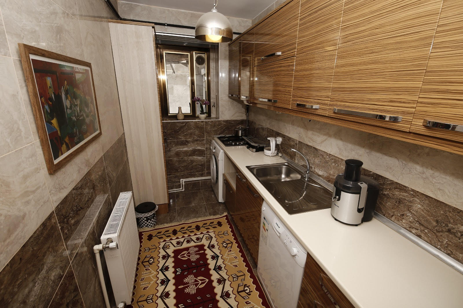 Apartment 4